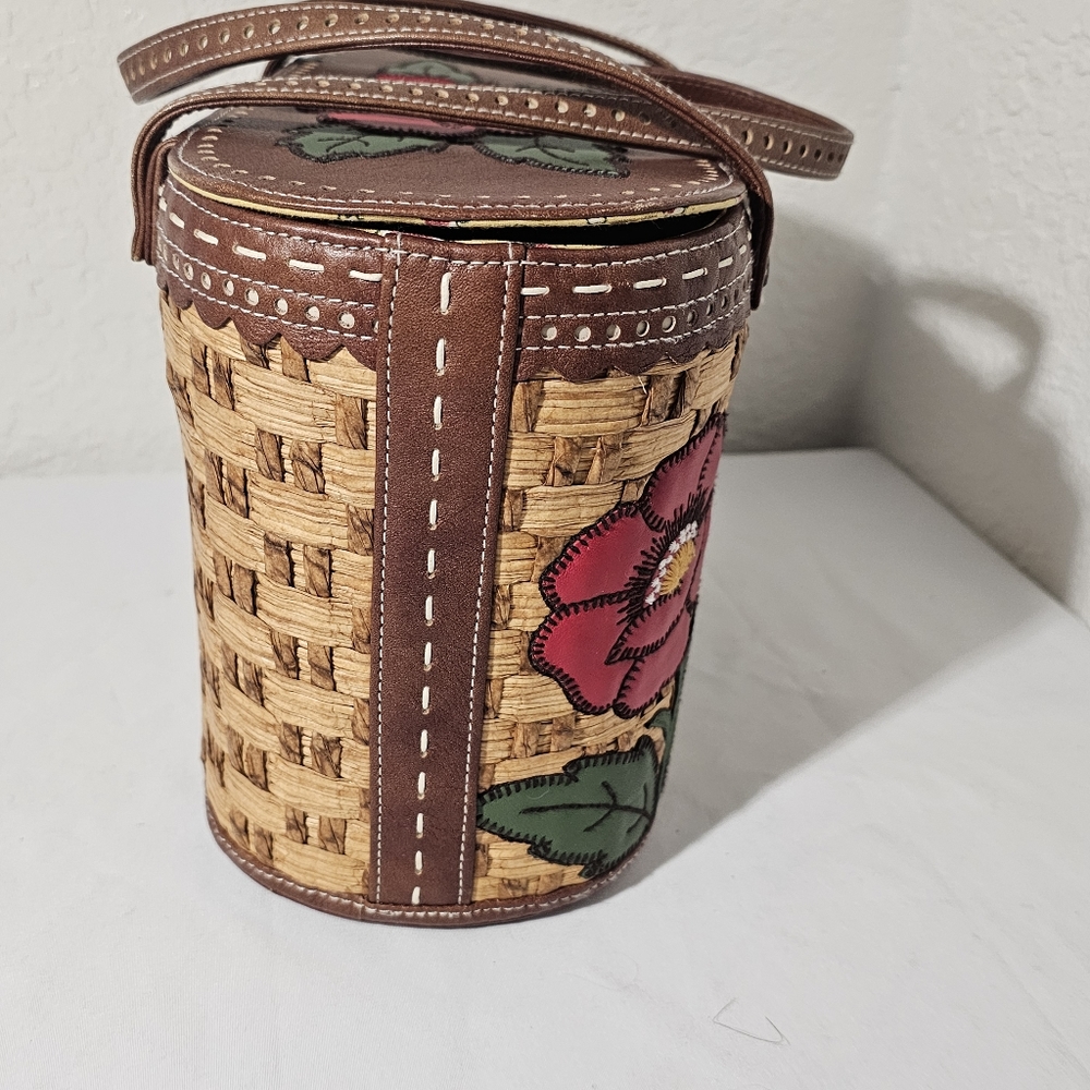 Isabella Fiore Flower Basket Satchel - Picture 8 of 16
